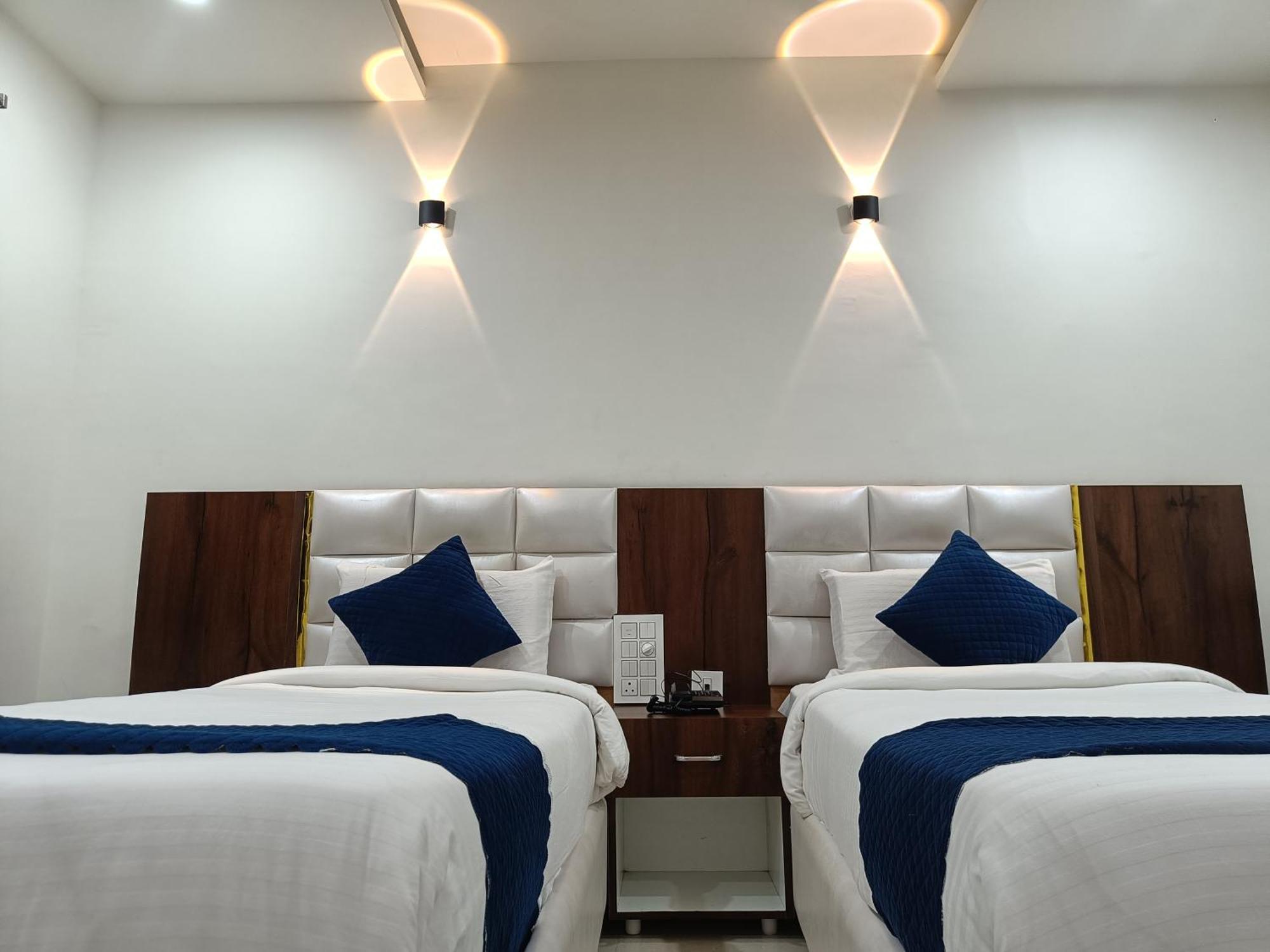 Hotel Skyland Warangal Dış mekan fotoğraf