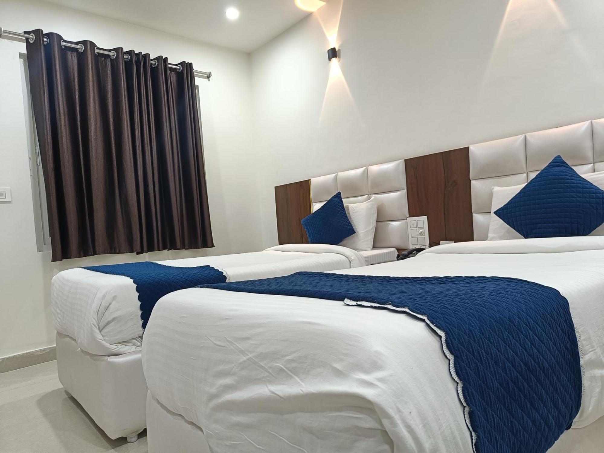 Hotel Skyland Warangal Dış mekan fotoğraf