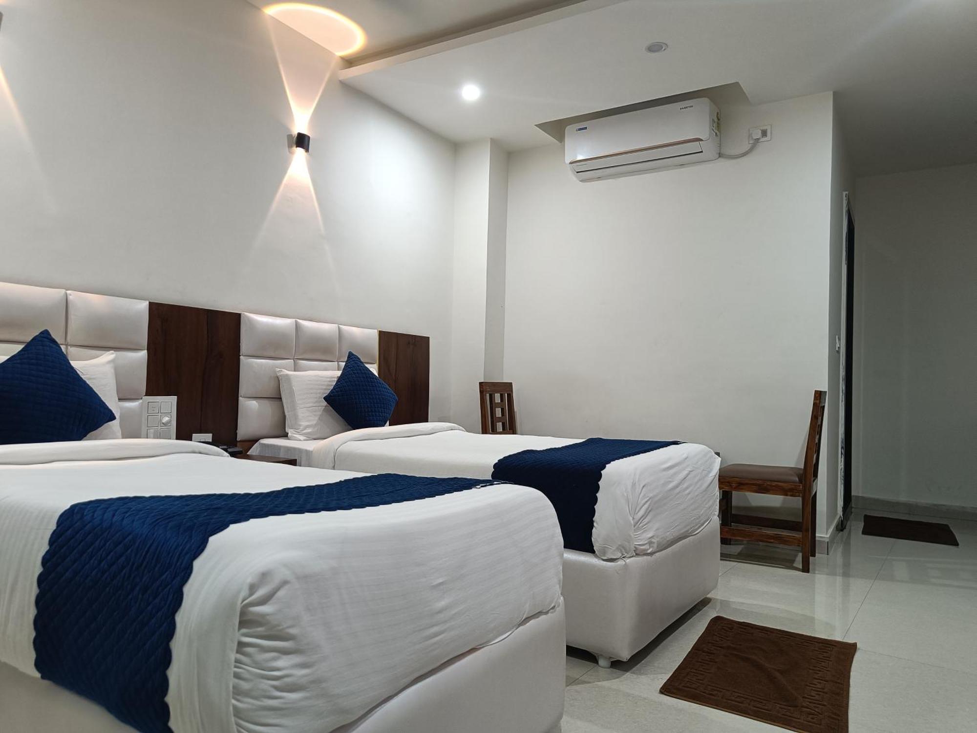 Hotel Skyland Warangal Dış mekan fotoğraf