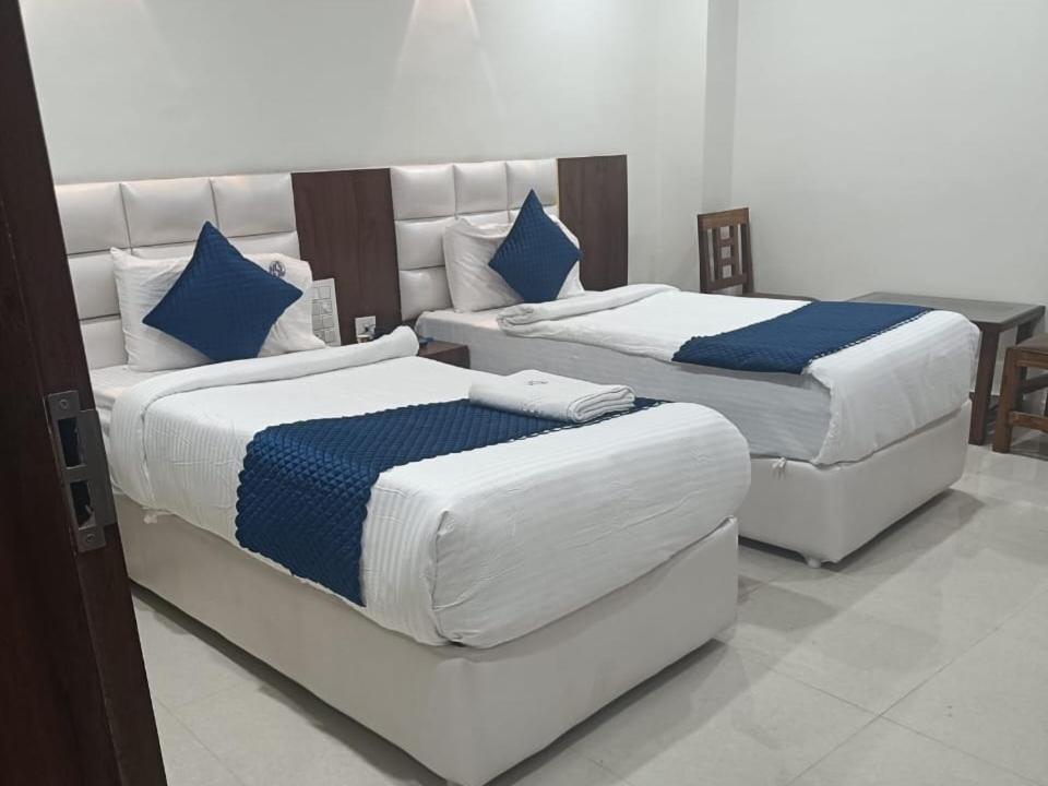 Hotel Skyland Warangal Dış mekan fotoğraf