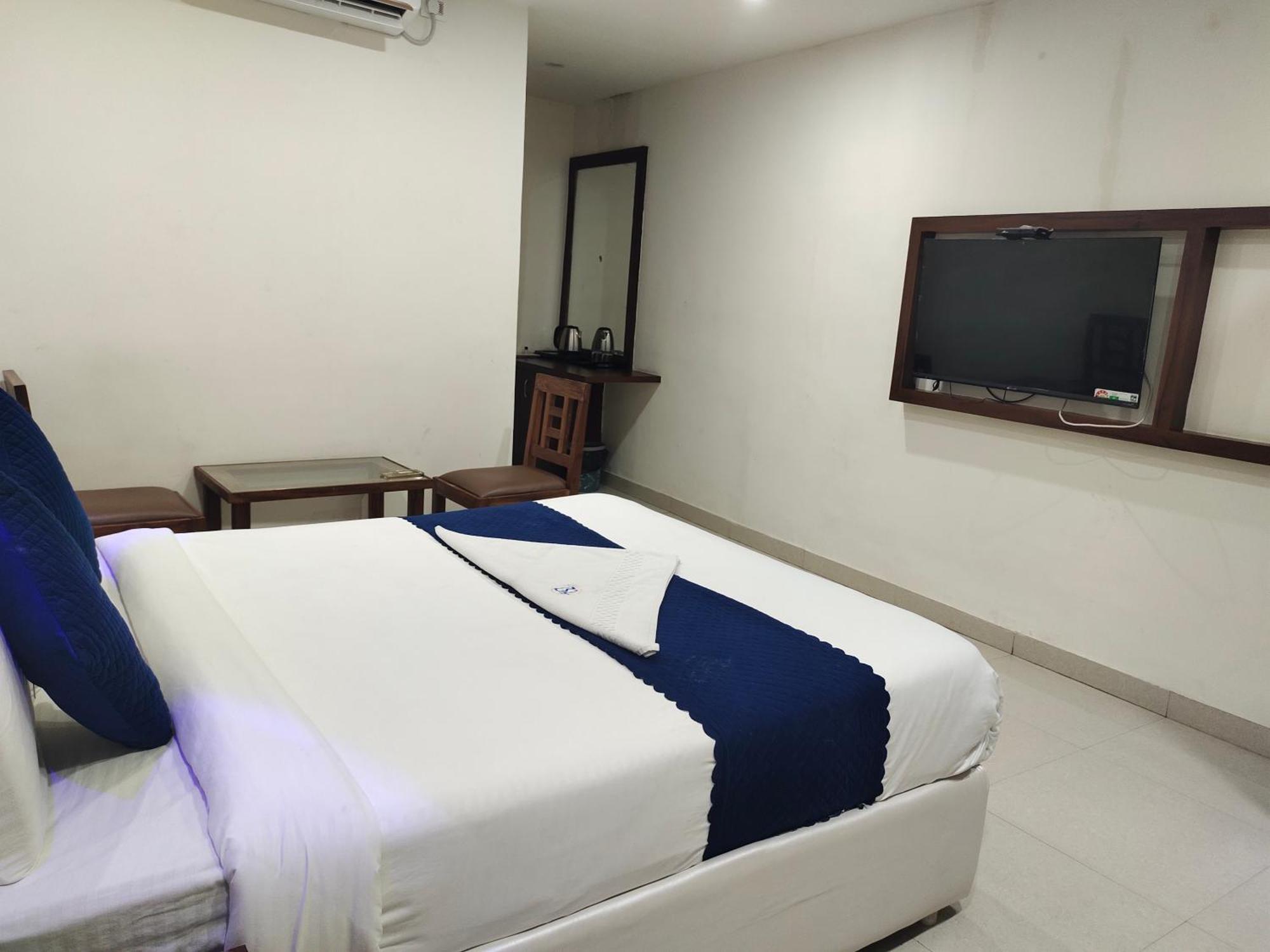 Hotel Skyland Warangal Dış mekan fotoğraf