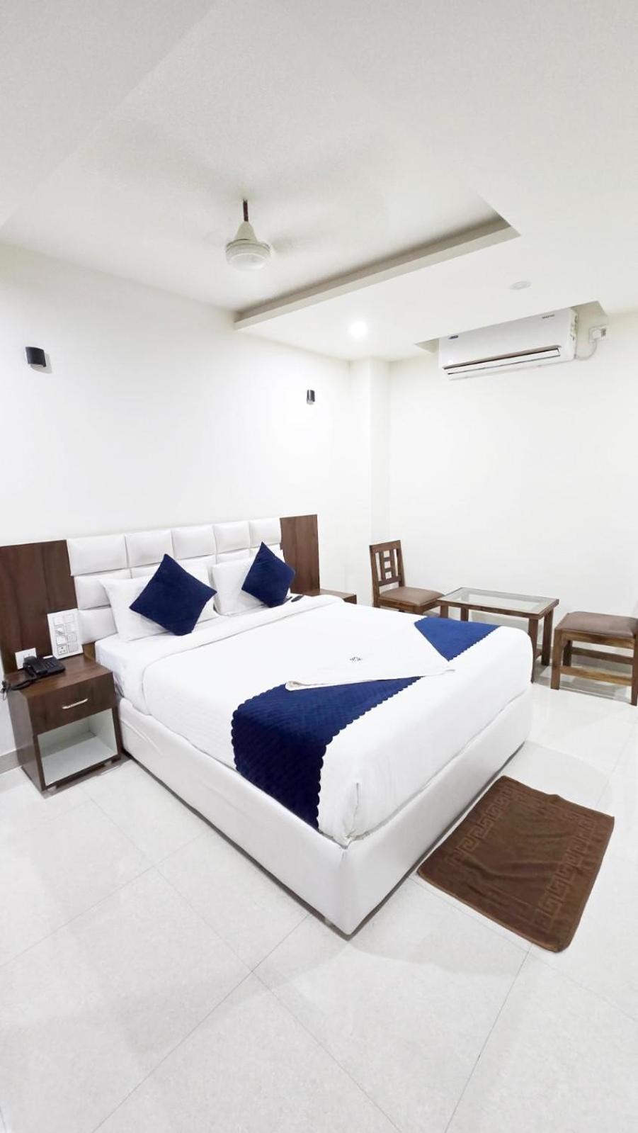 Hotel Skyland Warangal Dış mekan fotoğraf